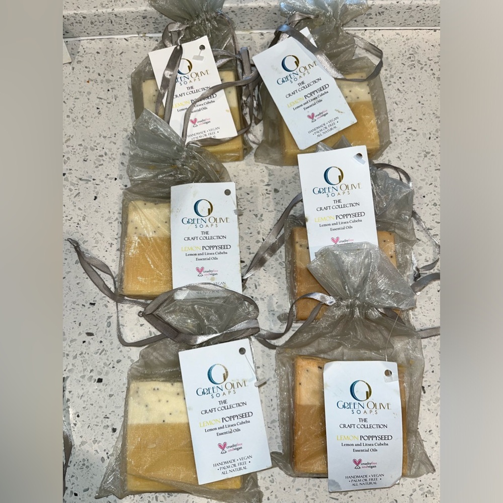 GREEN OLIVE SOAPS THE CRAFT COLLECTIONLEMON POPPYSEED Lemon and Litsea Cubeba